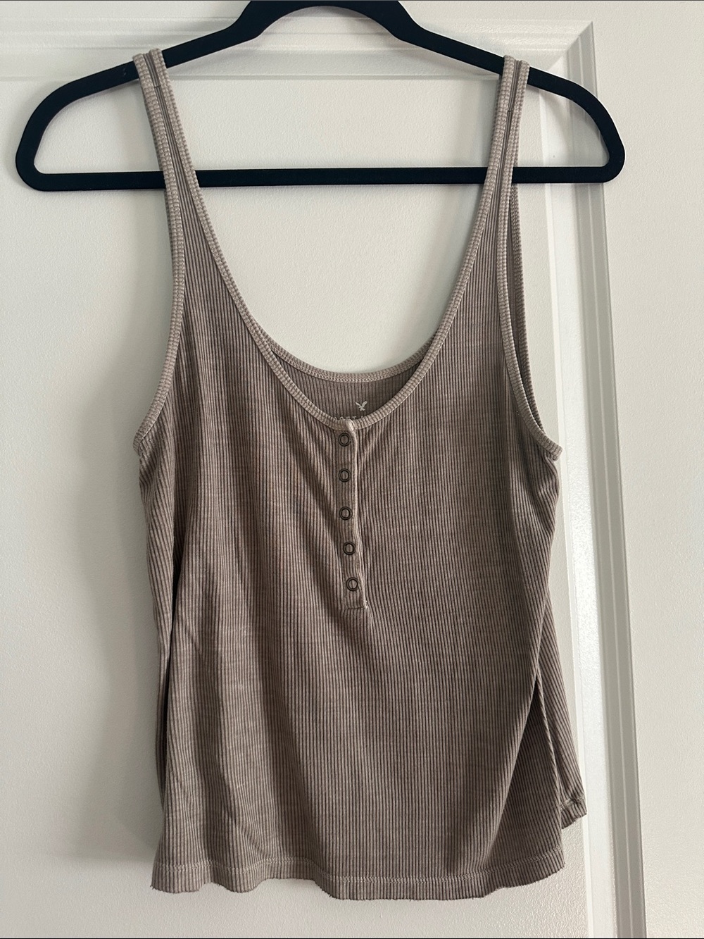 American Eagle Outfitters Ribbed Henley Tank Top in Taupe